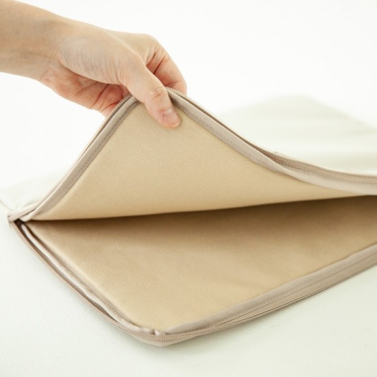 LAPTOP POUCH